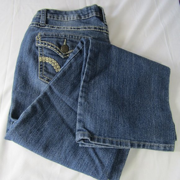 Earl Jean Blue Denim Embroidered Jeans Women's Size 28 x 27 Pre-Owned - Picture 2 of 14